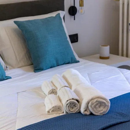 Lake, Dolce - 2 & Vista Duomo Apartman